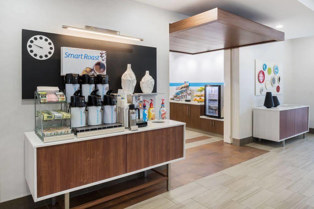 Holiday Inn Express & Suites West Plains Southwest By Ihg Kültér fotó